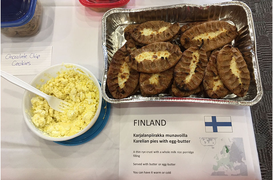 Karelian pies with egg-butter