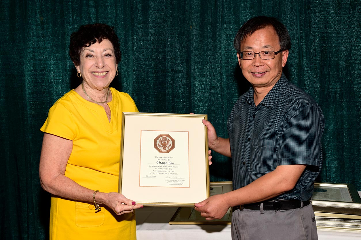 Linda Birnbaum, Ph.D. and Yitang Yan