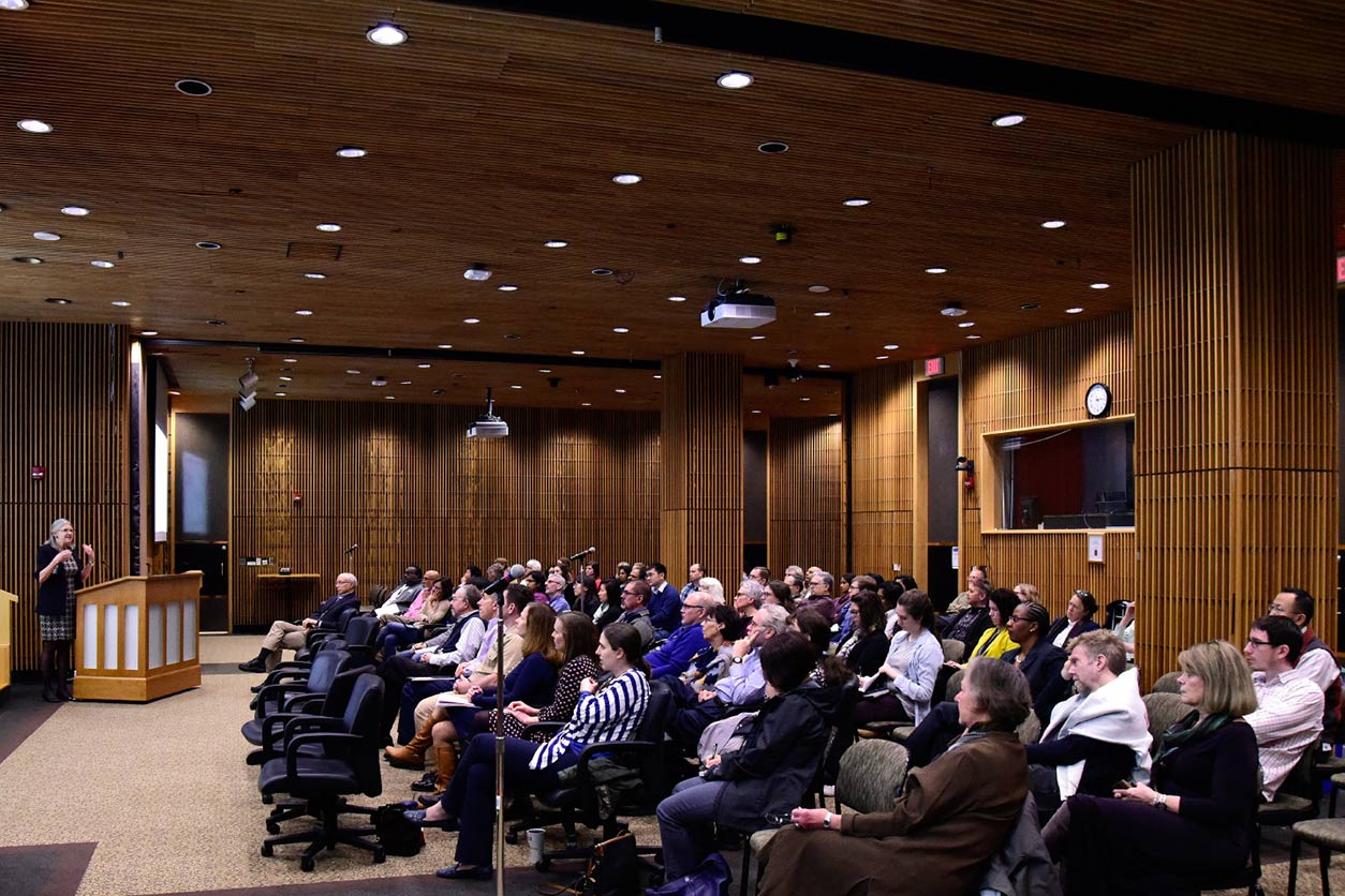 audience listening at NIEHS Distinguished Lecture Series