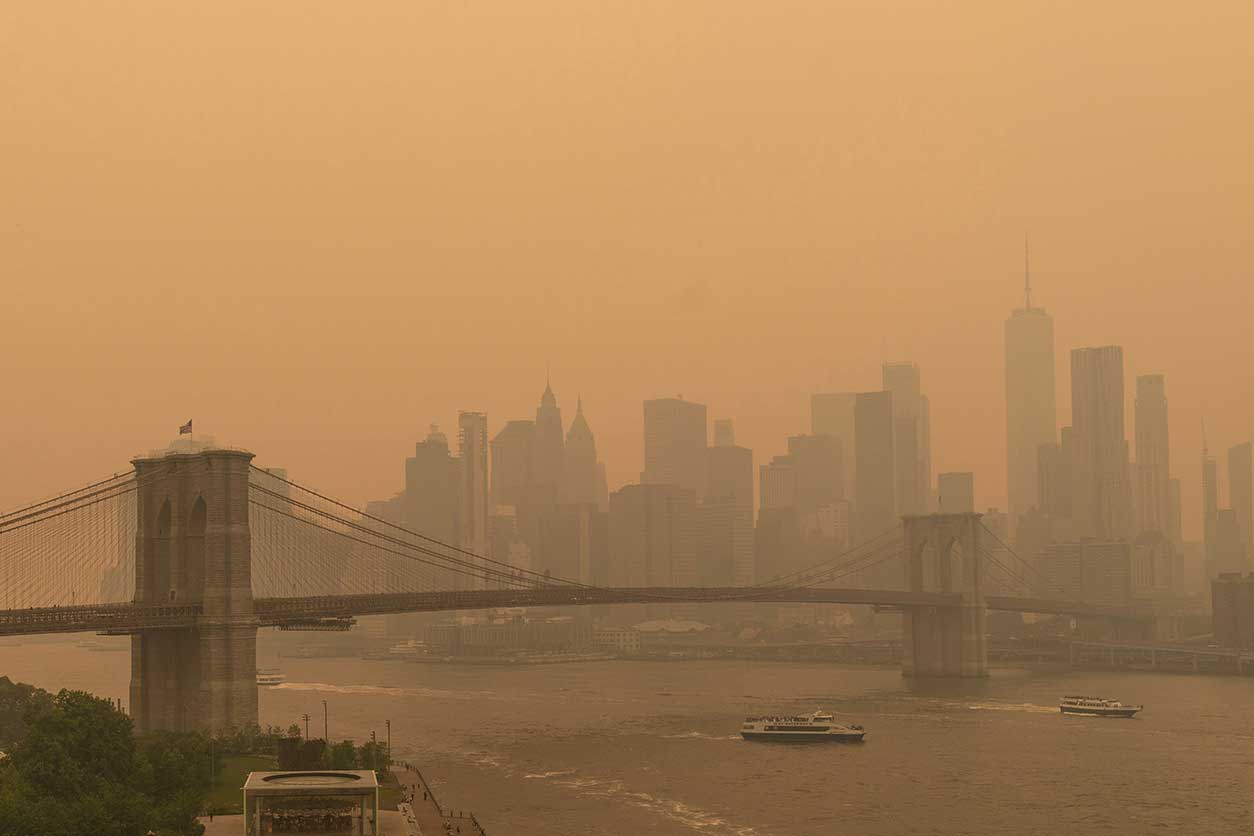 Smoky air blanketed New York City June 7