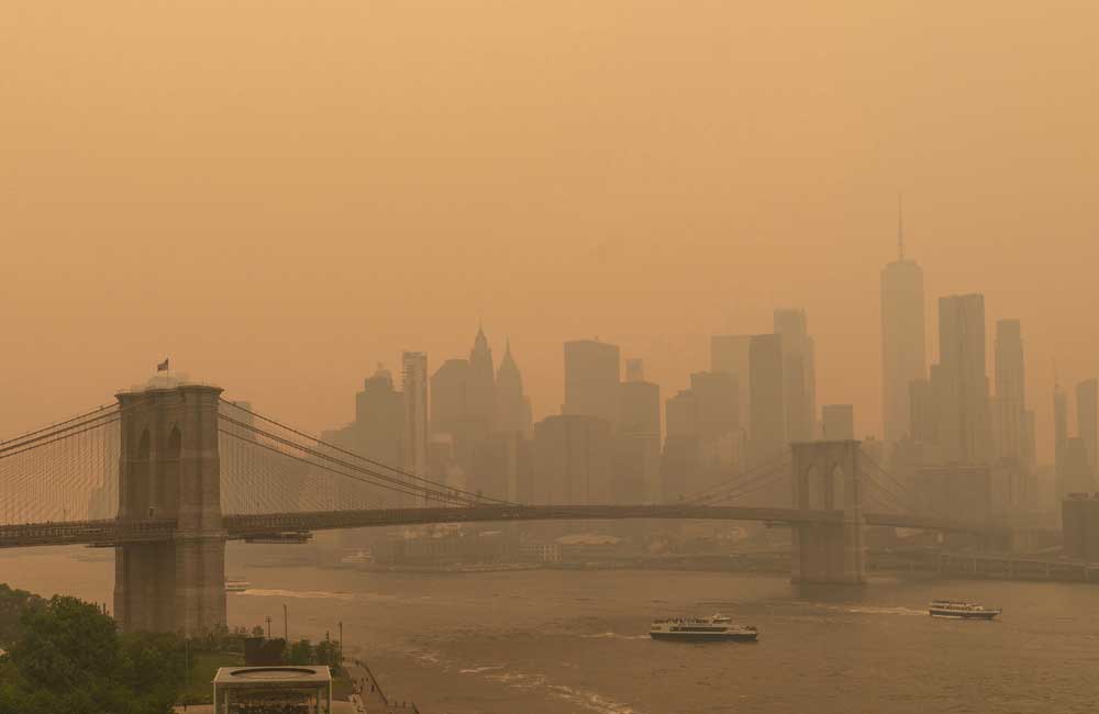 Smoky air blanketed New York City June 7