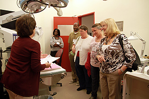 Teachers tour the NIEHS facilities